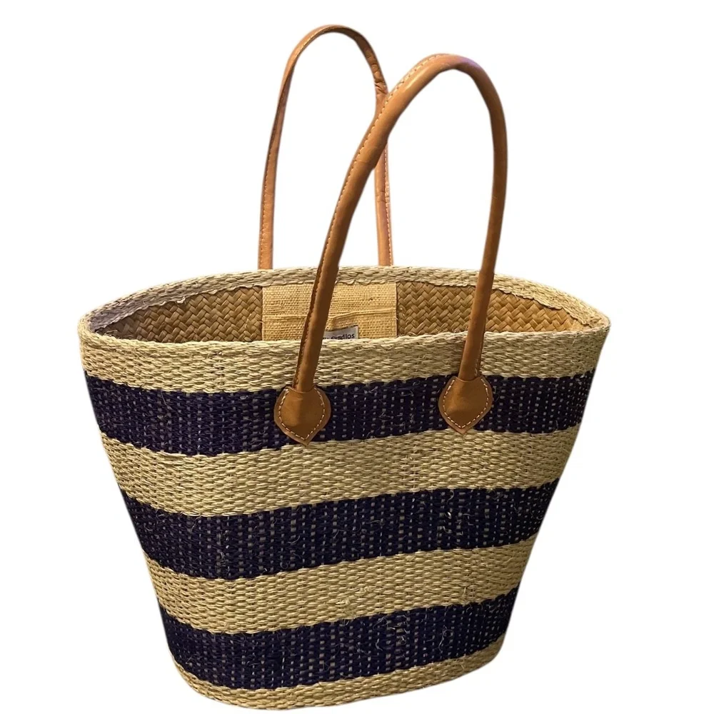 NWOT Straw Studios Large Striped Straw Women's Tote Bag.
